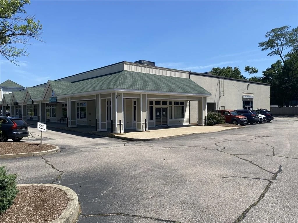 Multi-Tenant Retail Strip Roofing in Laredo, TX