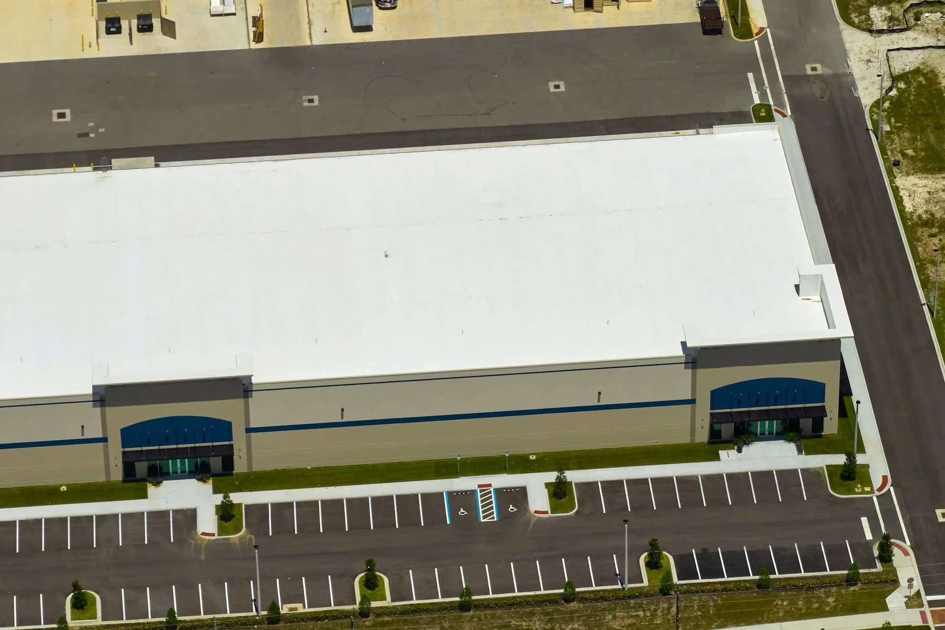 Silicone Roof Coating in Laredo, TX